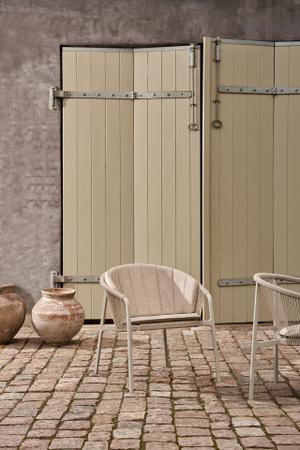 Vipp 712 Sessel und Vipp 721 Bank Lagrasse Outdoor Kollektion