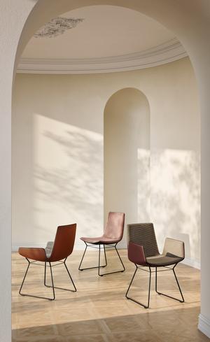 Freifrau Coco Living Stuhl und Armlehnstuhl Amelie High und Low im Stoff Clifford