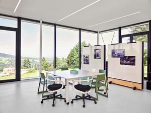 Vitra Referenz Pavillon Institut Rosenberg St. Gallen